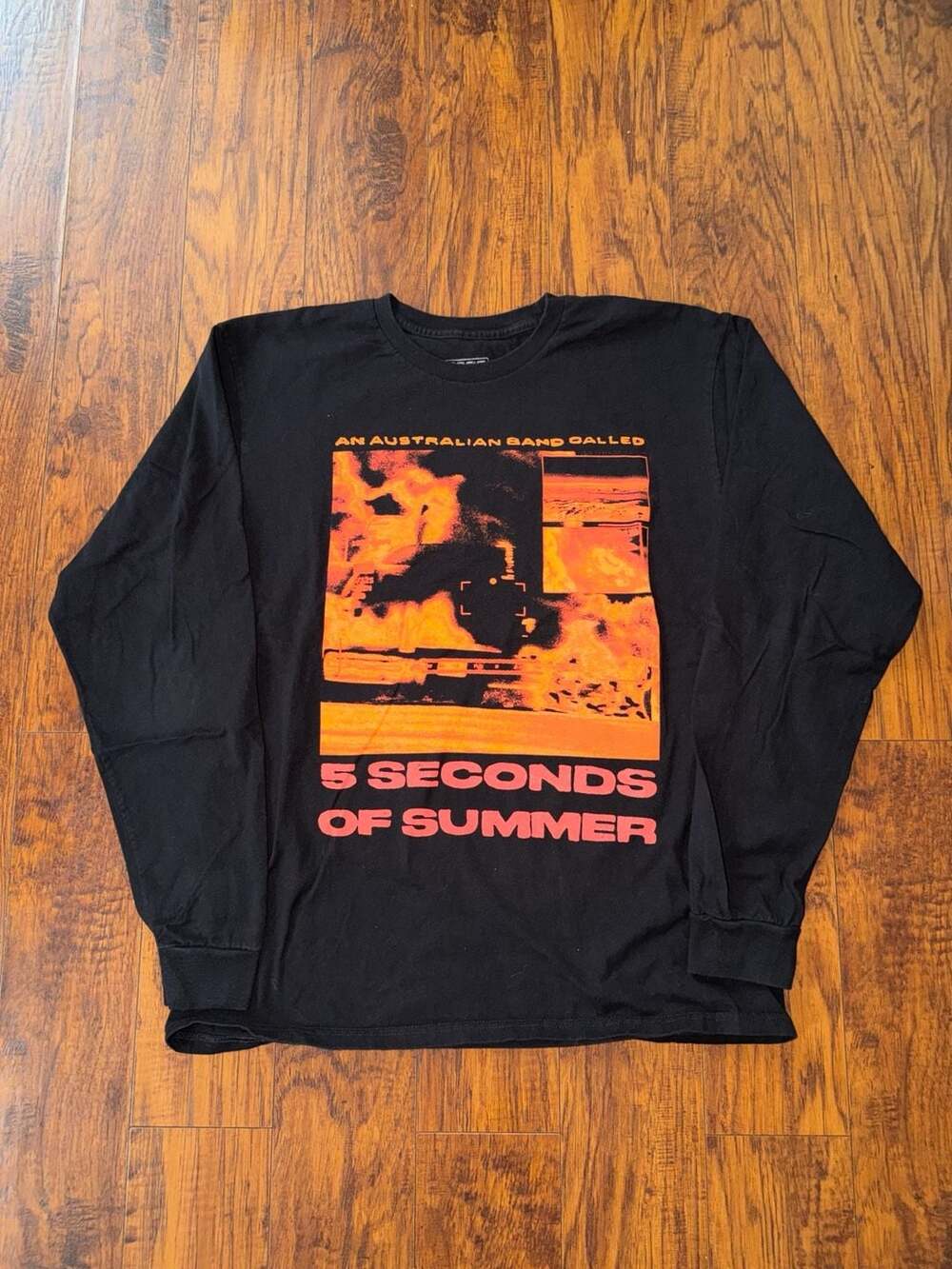 5 Seconds of Summer 2019 North American Tour Long Sleeve Graphic Shirt